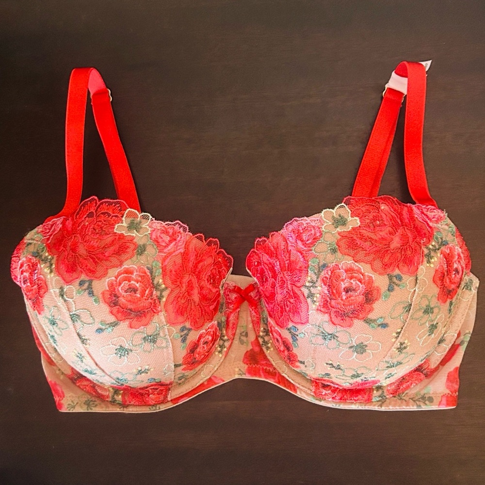 🪽Dream Angels Blooming Floral Lace Demi Bra 32DD/E Victoria’s Secret NWT💐